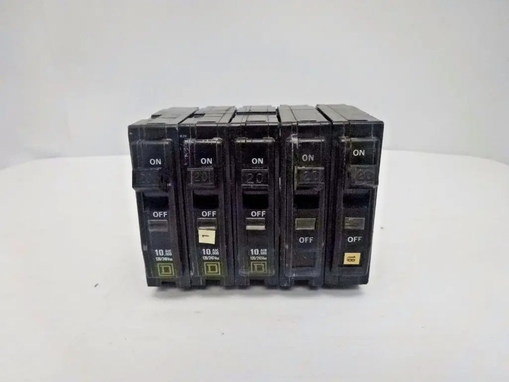  SQUARE D 20A, 1PH, CIRCUIT BREAKER (LOT OF 5)-SKU 200 072C 