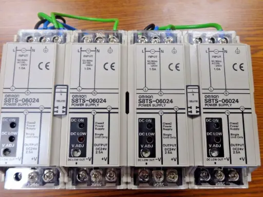 OMRON S8TS-06024 POWER SUPPLY, 50/60HZ, AC100 240V, 1.0A (4PCS)-SKU 200 096