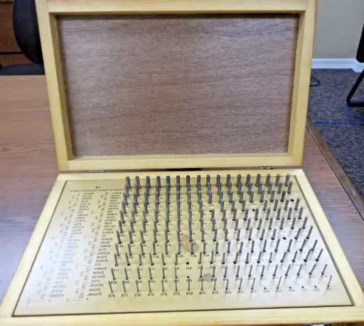 MEYER GAGE MAKERS FOR THE WORLD M-1 (180 PCS) W/ WOODEN CASE-SKU 000 299C